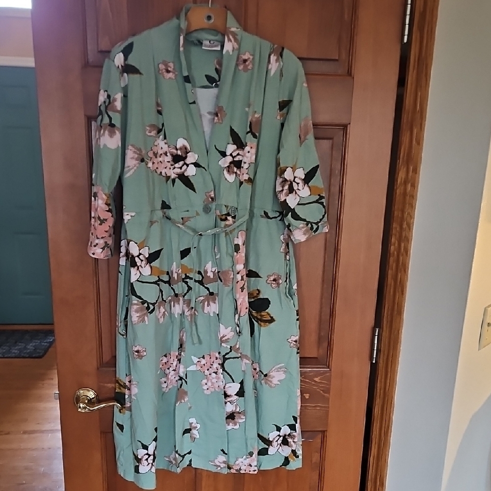 Gownies Floral Green Women's Robe Size M/L